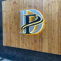 نیروی خدمات برای کلینیک زیبایی