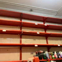 قفسه فلزی و دکور چوبی