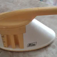 اب میوه گیری دستی