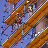 نیاز به نصاب داربست ،کار شهرستان ،قابمشهر مازندران