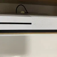 Xbox One s|کنسول، بازی ویدئویی و آنلاین|رودهن, |دیوار
