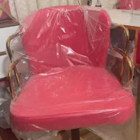صندلی راحتی و پایه فلزی