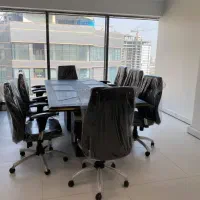 استخدام همکار خانم