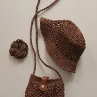 کیف و کلاه رافیا قهوه ای