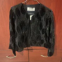 کت کوتاه مجلسی رنگ مشکی کاملا نو و تگ دار