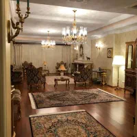 ۲۶۰ متر ۴ خواب/به قیمت رسیده/در شهرک گلستان شمالی