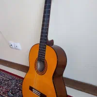 فروش فوری گیتار یاماها c70 اصل با تخفیف