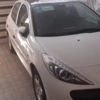 207 سقف شیشه ۴۰۵