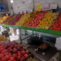 نیروی کار در میوه فروشی