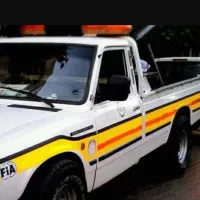 یدک کش چرخ گیر همراه با مکانیک