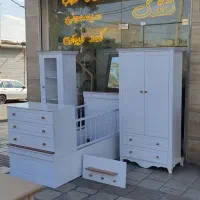 سیسمونی نوزاد و تخت دومنظوره کمد ویترین