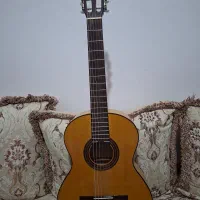 فروش گیتار حرفه ای اسپانیش برند آلمانزا413