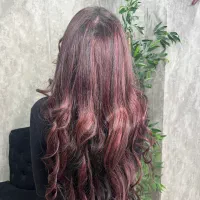 رنگ کار حرفه ای وکاربلد ومسلط به تمام تکنیک ها