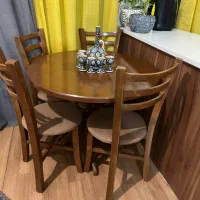 میز ناهار خوری تمام چوب چهار نفره