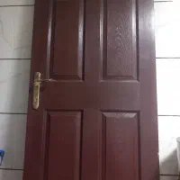 درب چوبی با چارچوب فلزی