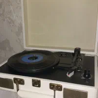 گرامافون چمدانی (نسل جدید گرامافون)