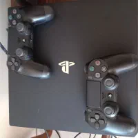 ps4 pro 1TB دو دسته اورجینال اروپایی