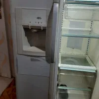 یخچال فریزر ساید کار میکند یک مشکل کوچیک داره|یخچال و فریزر|بروجرد, |دیوار