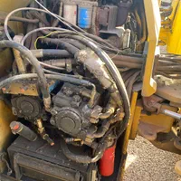 غلطک وارداتی اهنی دیناپاک و کاترپیلر|خودرو سنگین|تهران, آذری|دیوار