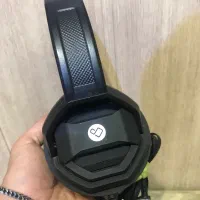 هدفون سیم دار