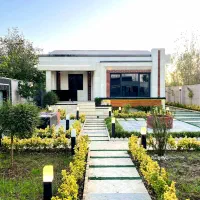 ویلا مدرن ۵۰۰ متری سندتکبرگ تاپ لوکیش زیباکنار