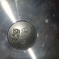 تابه ماهی سرخ کن|ظروف پخت‌وپز|آفتاب, |دیوار