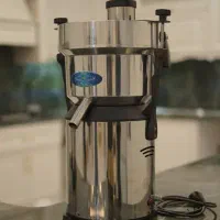 آبمیوه گیری الوین 3 اسب غول مرحله آخر