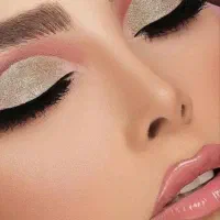 مدل میکاپ
