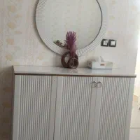 میزتلویزیون و اینه کنسول