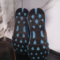 کفش هوکا(آک)|کیف، کفش، کمربند|مشهد, امام رضا (ع)|دیوار