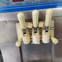 دستگاه بستنی|فروشگاه و مغازه|خرمآباد, |دیوار