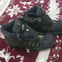 دو جفت کفش پوتین وکتونی سایز ۴۲ تا ۴۵|کیف، کفش، کمربند|قرچک, زیبا شهر|دیوار