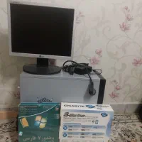 کامپیوتر و مانیتور