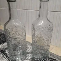 دوعدد بطری شیشه ای
