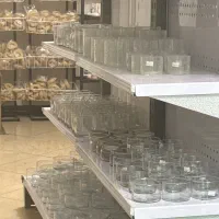 اقا مجرد کار های خدماتی و نظافت