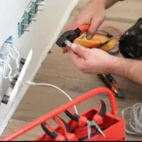 اجرای تمامی مراحل برق کشی ساختمان وتعمیرات