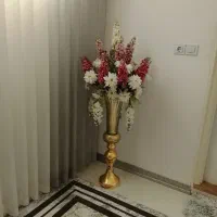 گل گلدان