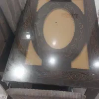 میز نهار خوری تمیز و سالم