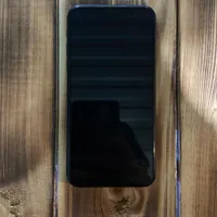 اپل iPhone XS با حافظهٔ ۶۴ گیگابایت