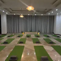 استخدام مربی یوگا و پیلاتس