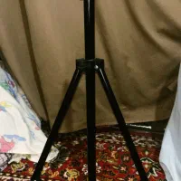 سه پایه دوربین