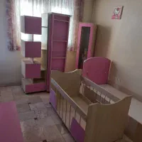 تخت نوزاد و نوجوان