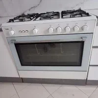 گاز ۵ شعله فر سالم در حدنو تمیز