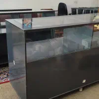 ویترین و دکور مغازه