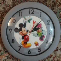 ساعت دیواری