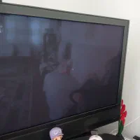 تلویزیون پاناسونیک ۴۳ ومیز