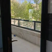 شیشه ساختمانی