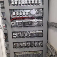 مونتاژ انواع تابلو برق های صنعتی و مسکونی