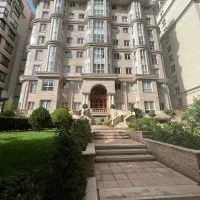 فرمانیه شرقی/۱۵۵ متر ۳ خواب/تک واحدی/۴ ساله