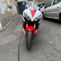 cbr1000 سی بی ار ۱۰۰۰